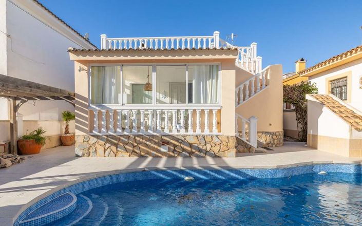 Image No.39-3 Bed Villa for sale