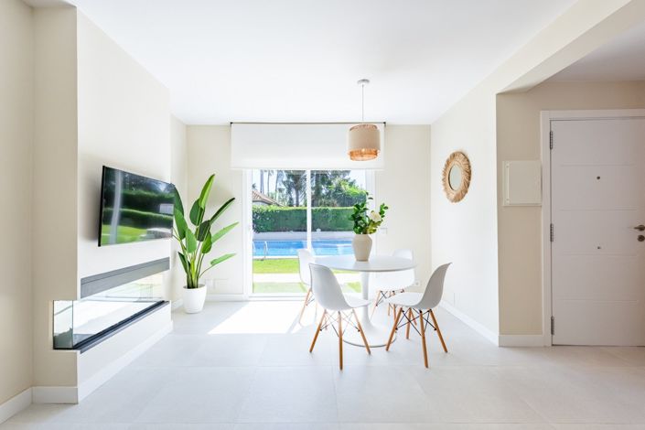 Image No.12-2 Bed Apartment for sale