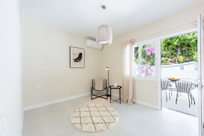 Image No.13-2 Bed Apartment for sale