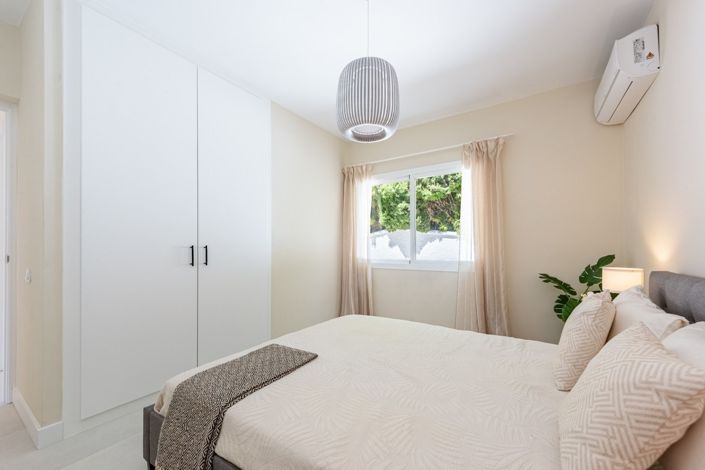 Image No.14-2 Bed Apartment for sale