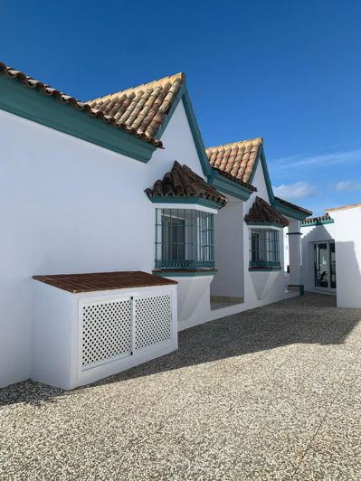 Image No.1-Villa de 5 chambres à vendre à Sotogrande playa