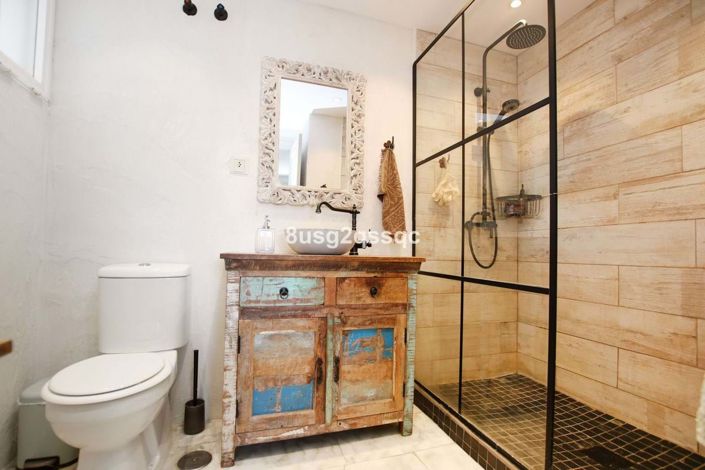 Image No.23-4 Bed Townhouse for sale