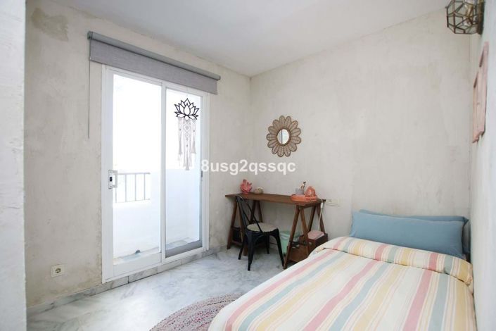 Image No.55-4 Bed Townhouse for sale