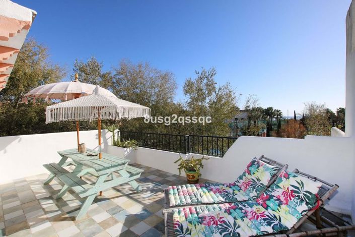 Image No.9-4 Bed Townhouse for sale