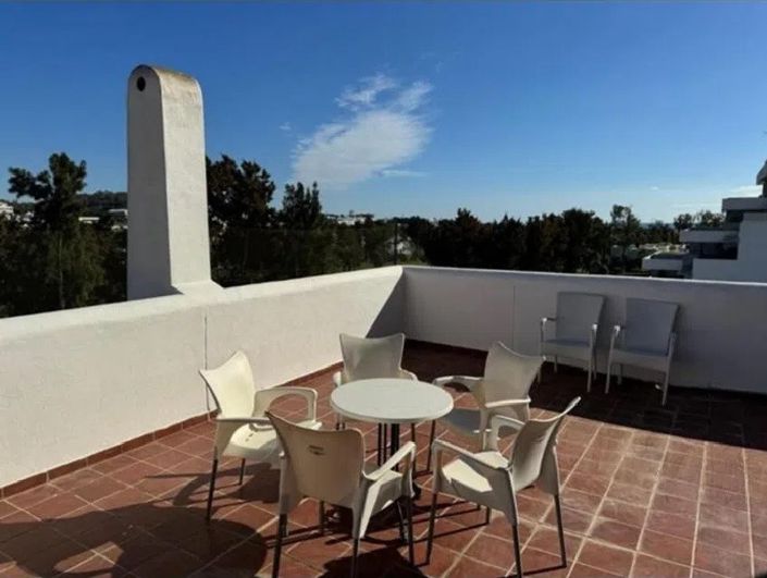 Image No.1-3 Bed Apartment for sale