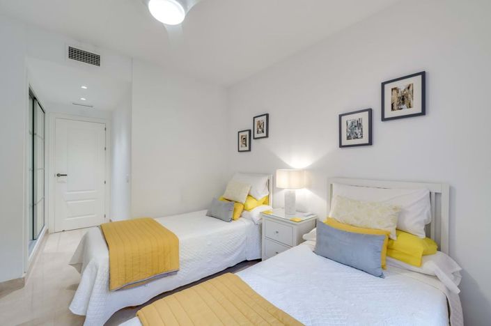 Image No.16-3 Bed Apartment for sale