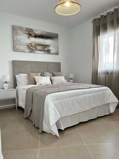 Image No.10-3 Bed Townhouse for sale