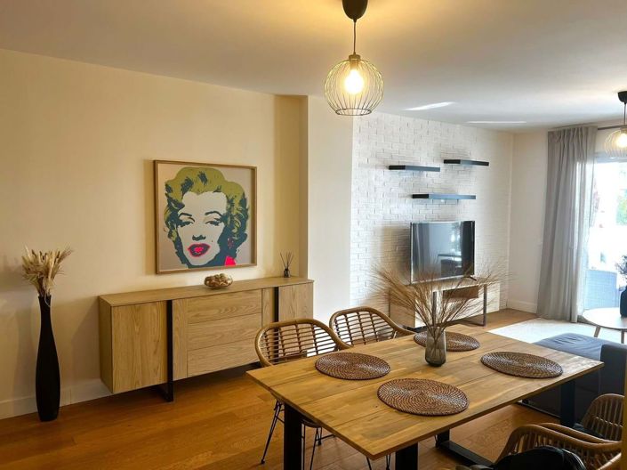 Image No.12-2 Bed Apartment for sale