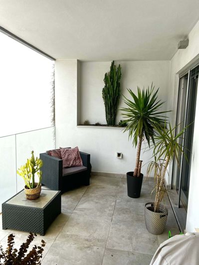 Image No.14-2 Bed Apartment for sale