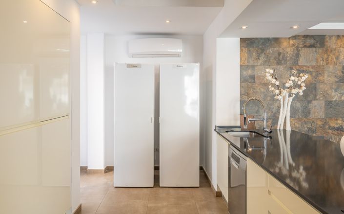 Image No.10-5 Bed Villa for sale