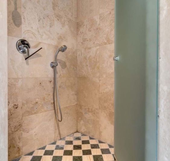 Image No.37-3 Bed Apartment for sale