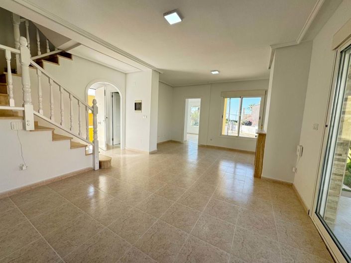 Image No.7-3 Bed Villa for sale