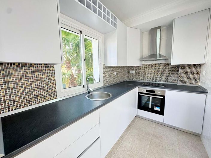 Image No.9-3 Bed Villa for sale