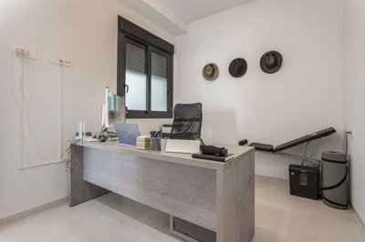 1447-609408-78d1f4f8b6655591b02d22fabb36a692d