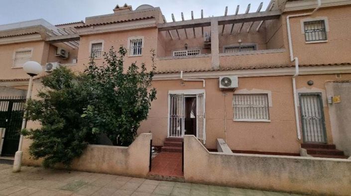 Image No.14-2 Bed Townhouse for sale