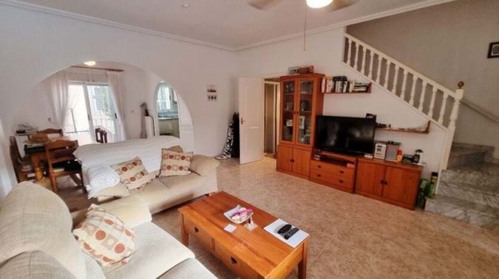 Image No.5-2 Bed Townhouse for sale