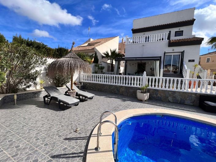 Image No.5-Villa de 2 chambres à vendre à Benijofar