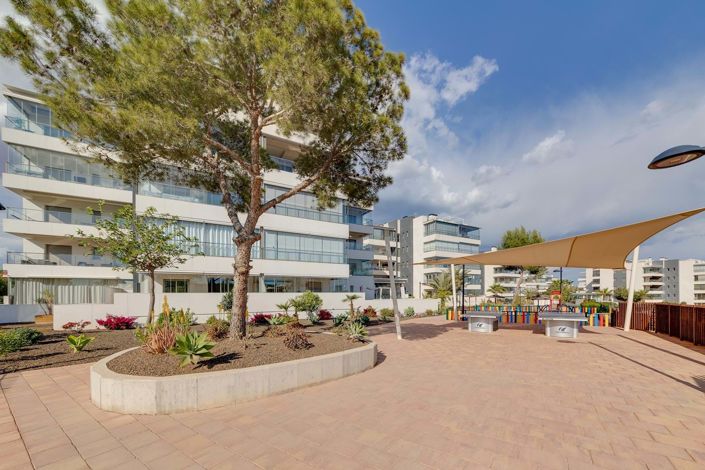 Image No.32-2 Bed Apartment for sale