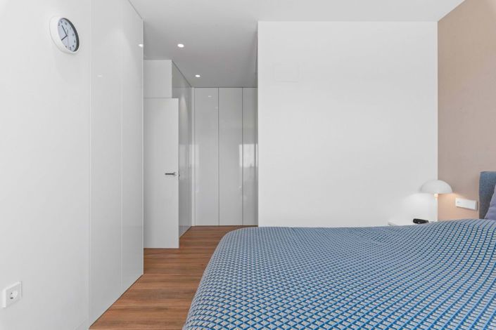 Image No.17-2 Bed Apartment for sale