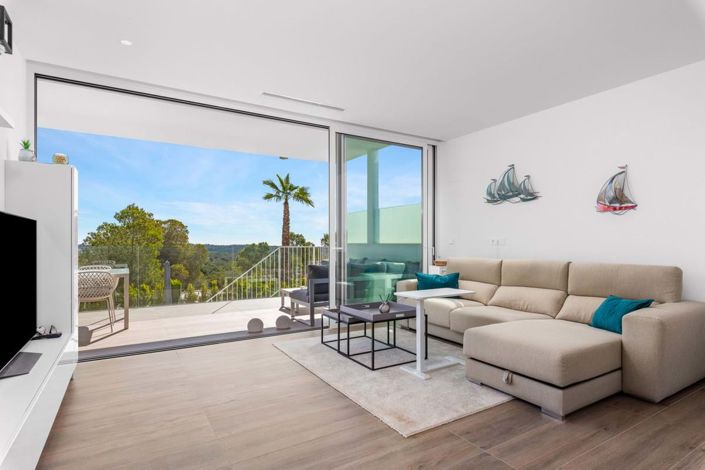 Image No.4-2 Bed Apartment for sale