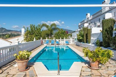 Maison de ville de 2 chambres à vendre à Estepona