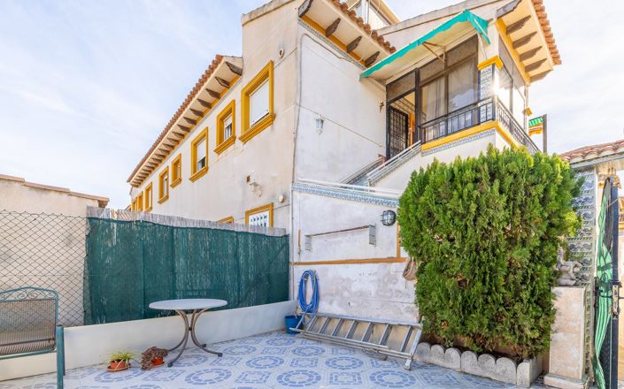 Image No.21-2 Bed Apartment for sale