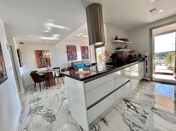 Image No.14-2 Bed Apartment for sale