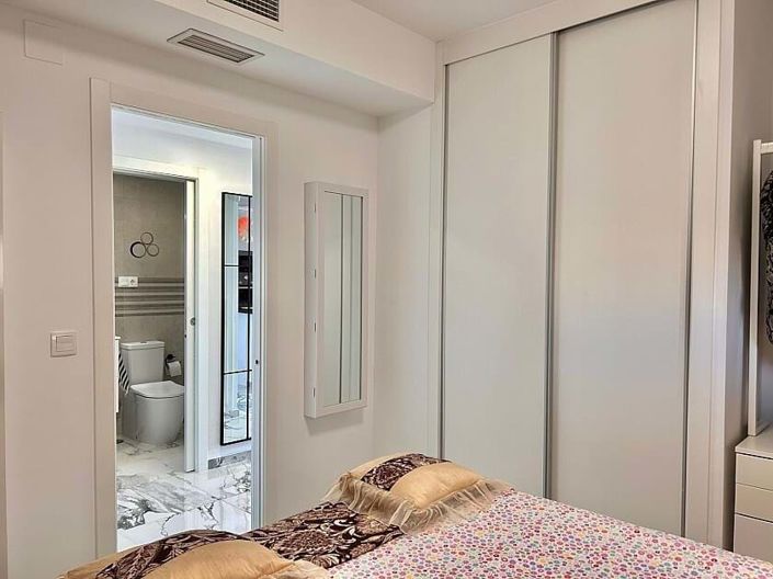 Image No.25-2 Bed Apartment for sale