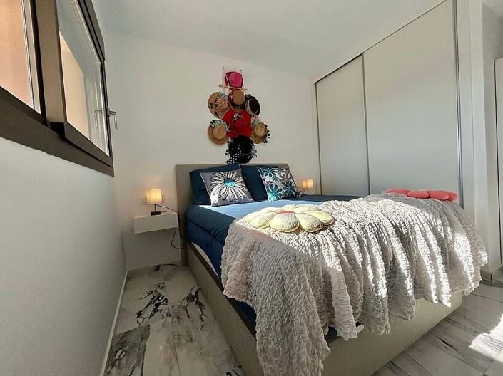 Image No.26-2 Bed Apartment for sale