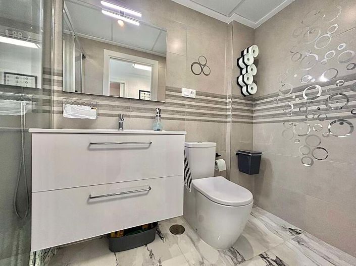 Image No.27-2 Bed Apartment for sale