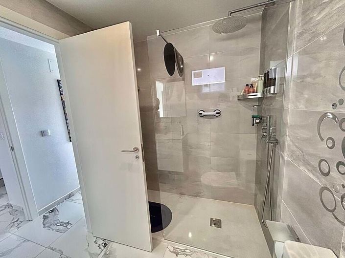 Image No.29-2 Bed Apartment for sale