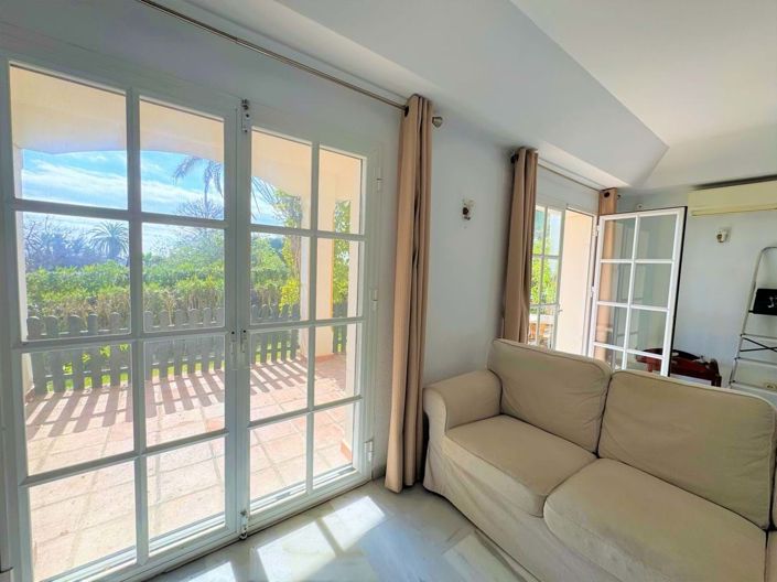 Image No.8-3 Bed Townhouse for sale