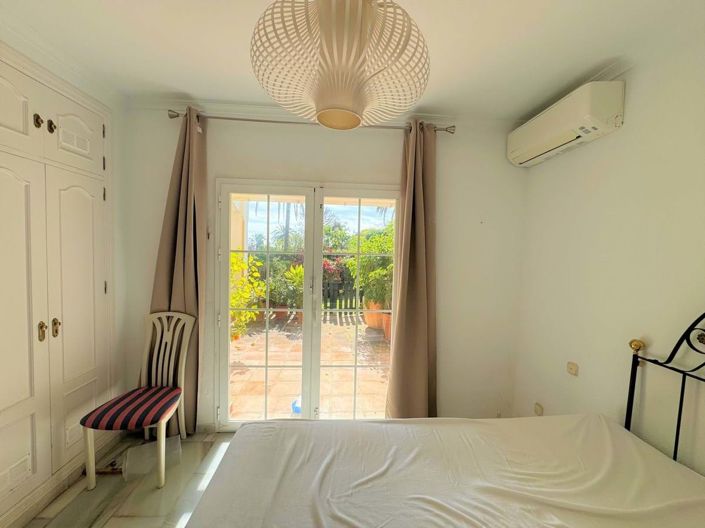 Image No.9-3 Bed Townhouse for sale