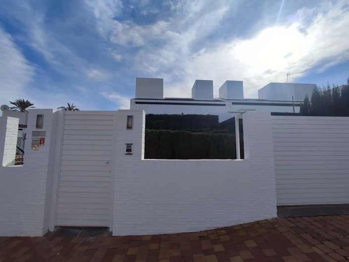 Image No.30-2 Bed Villa for sale