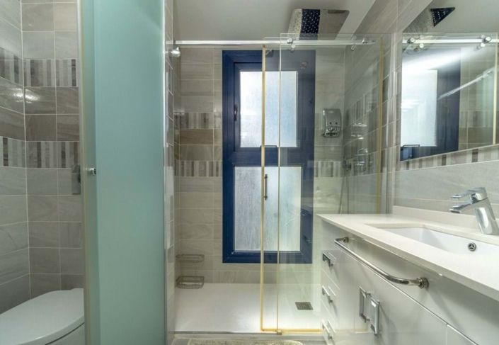 Image No.22-3 Bed Apartment for sale