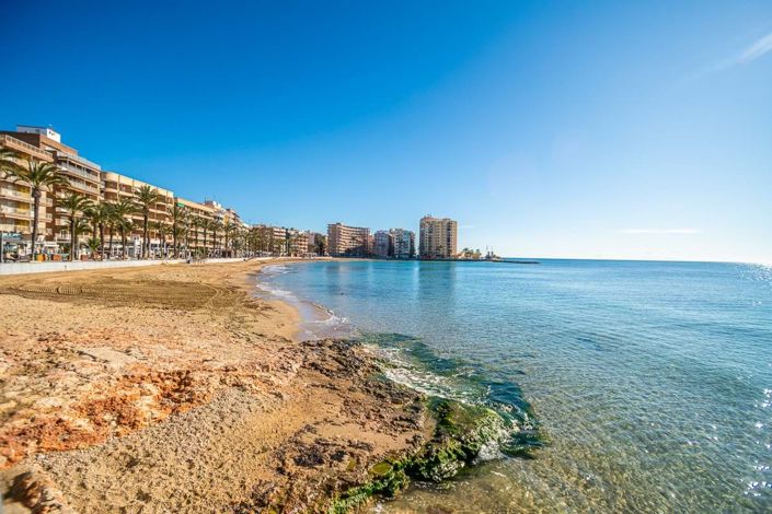 Image No.1-3 Bed Apartment for sale
