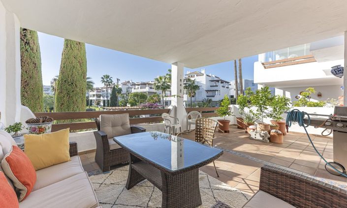 Image No.1-Appartement de 2 chambres à vendre à Estepona
