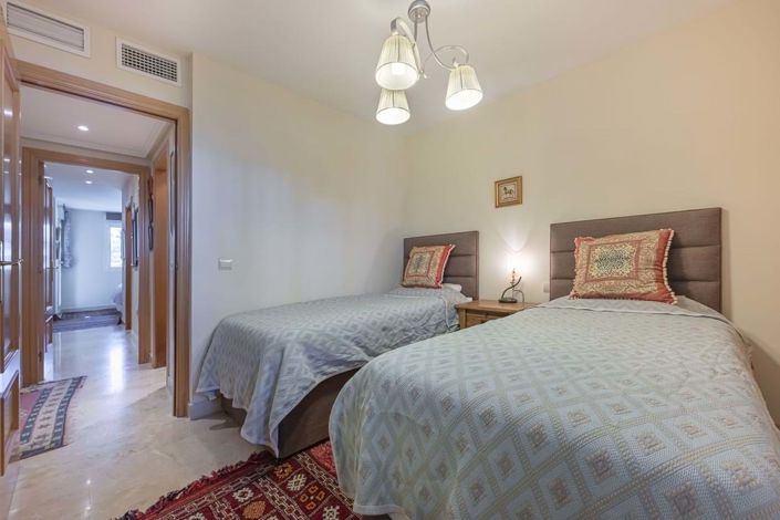 Image No.15-Appartement de 2 chambres à vendre à Estepona