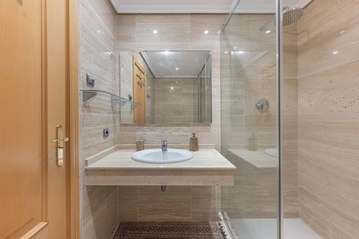 Image No.19-Appartement de 2 chambres à vendre à Estepona