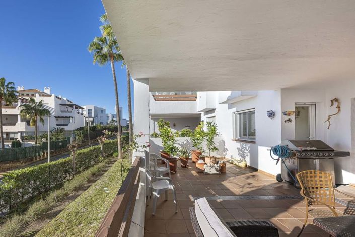 Image No.3-Appartement de 2 chambres à vendre à Estepona