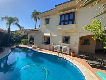 Maison de ville de 3 chambres à vendre à Mijas Costa