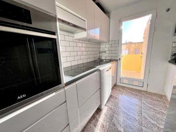 1447-611490-78d1f4f8b6655591b02d22fabb36a692d