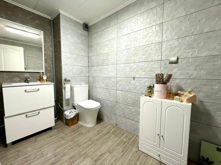 Image No.13-4 Bed Villa for sale