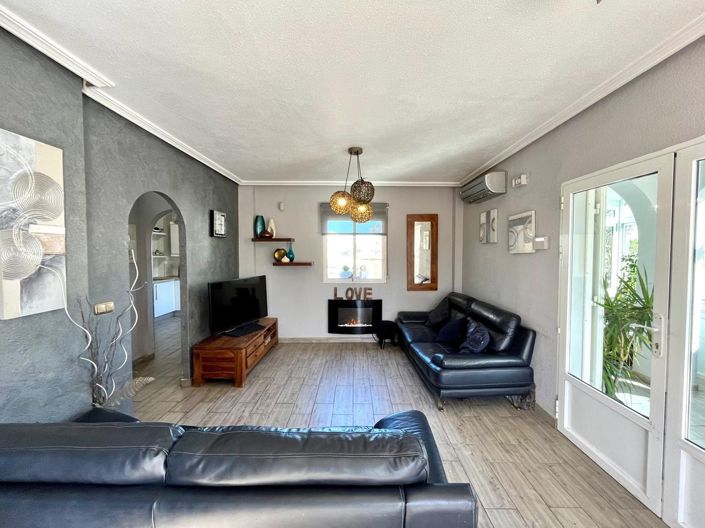 Image No.19-4 Bed Villa for sale