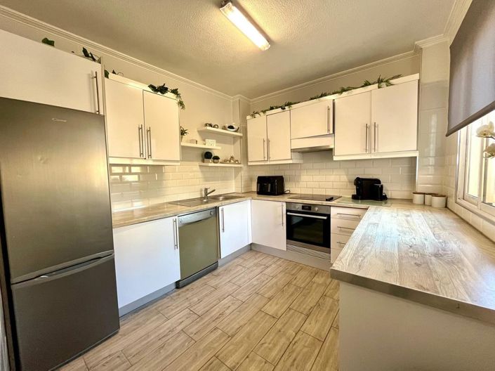 Image No.9-4 Bed Villa for sale