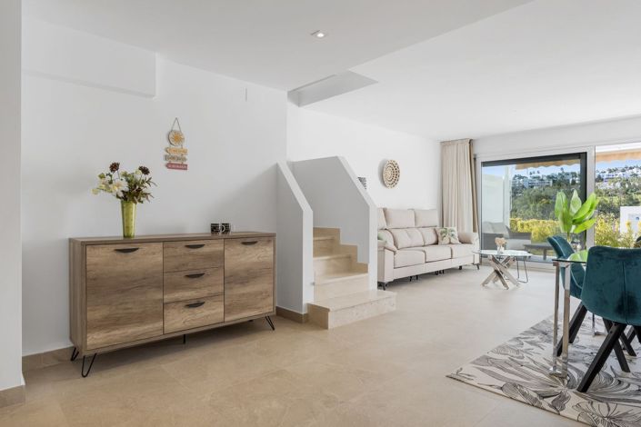 Image No.17-3 Bed Townhouse for sale