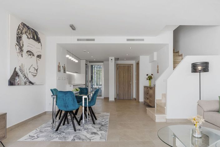 Image No.5-3 Bed Townhouse for sale