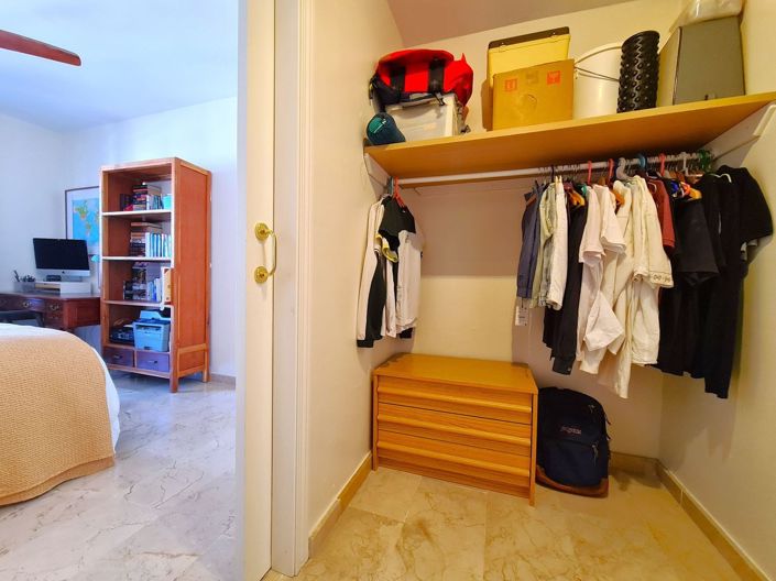 Image No.44-3 Bed Townhouse for sale