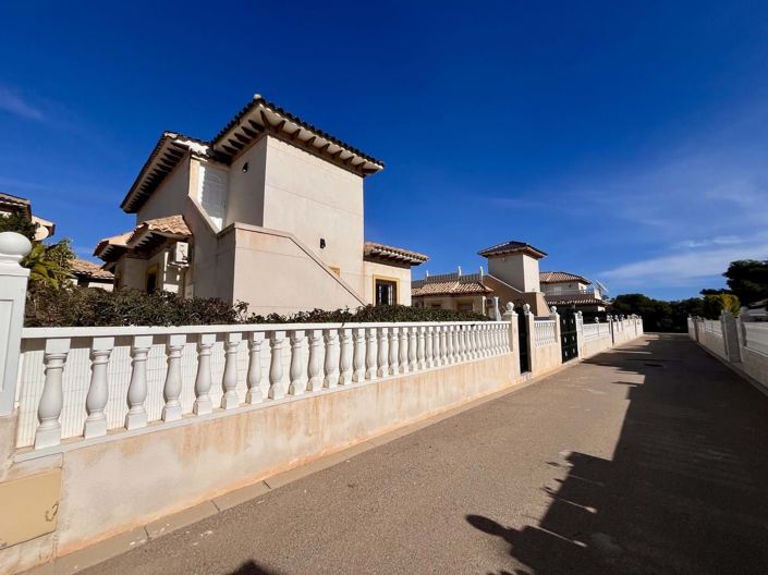 Image No.21-4 Bed Villa for sale