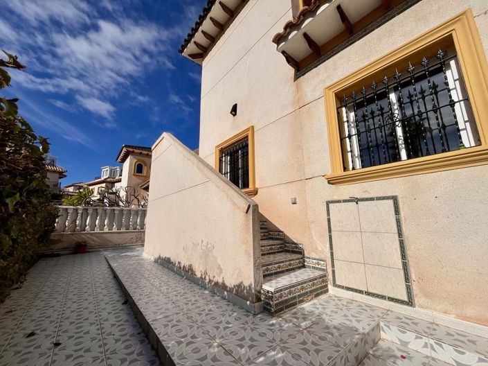 Image No.35-4 Bed Villa for sale